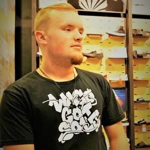 Meet your Posher, Carl